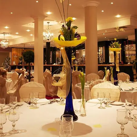 Hotell Southern & Leisure Centre