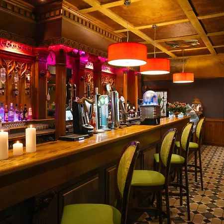 Hotel Southern & Leisure Centre 4*