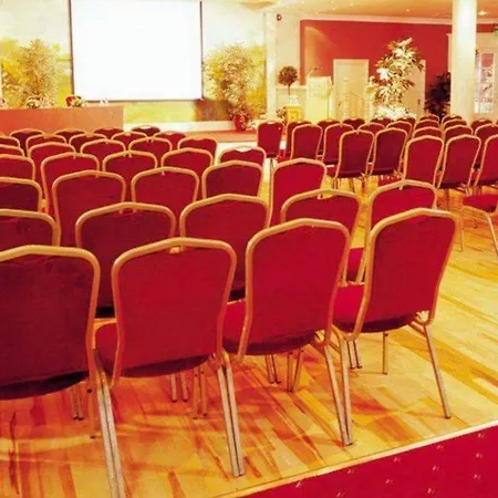 Southern & Leisure Centre Hotel