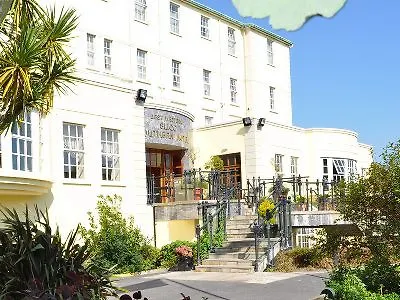 Southern & Leisure Centre Hotel