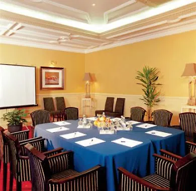 Southern & Leisure Centre 4*