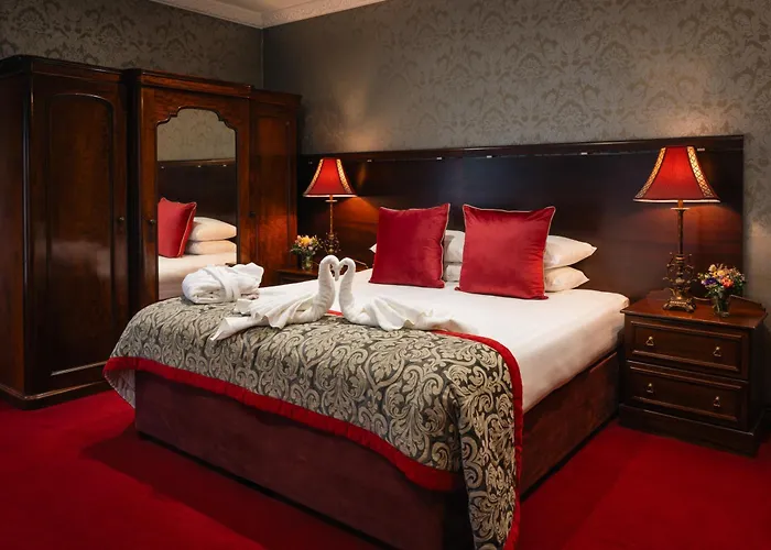 Отель Southern & Leisure Centre Слайго